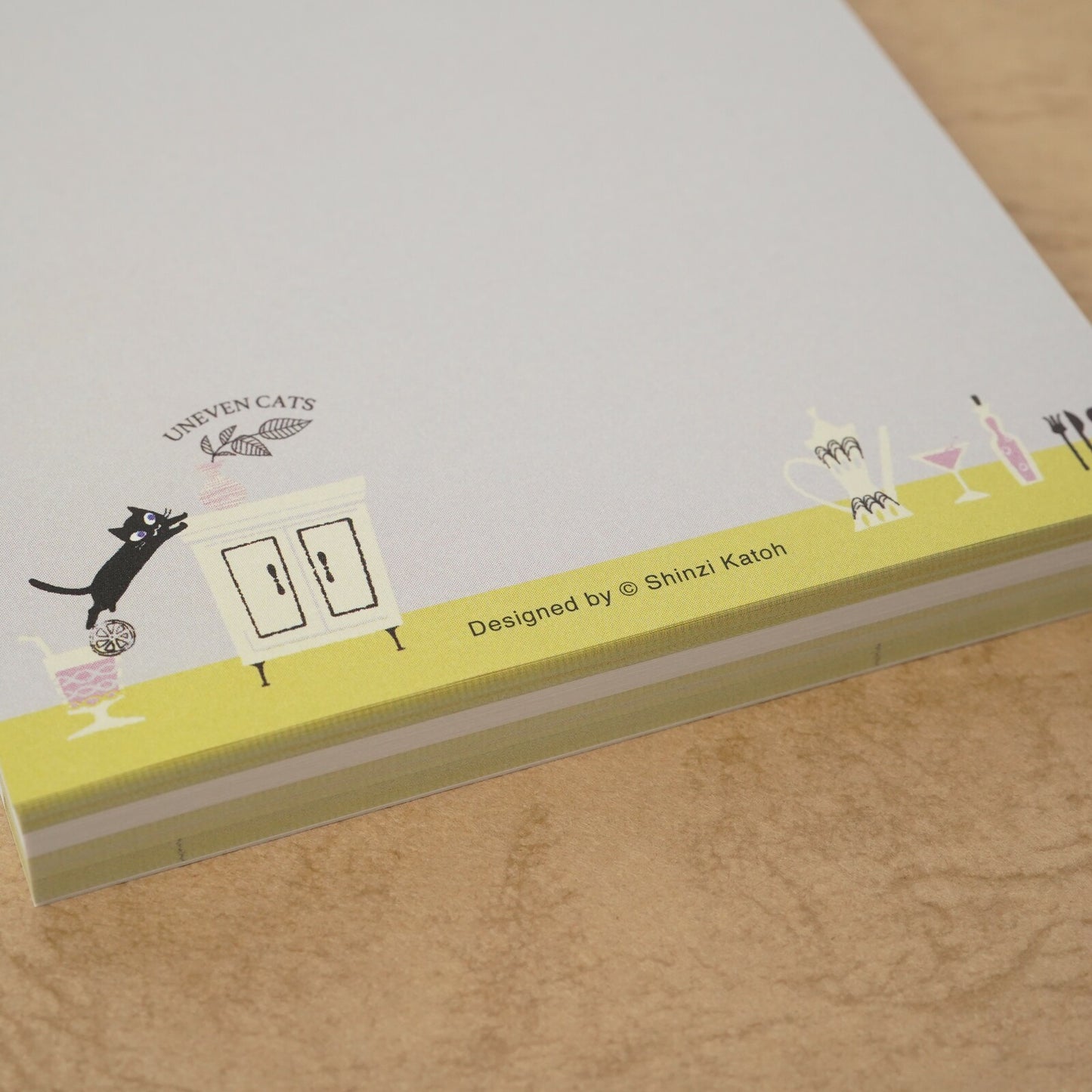 Shinzi Katoh - Memo Pad - Uneven Cats - Yellow