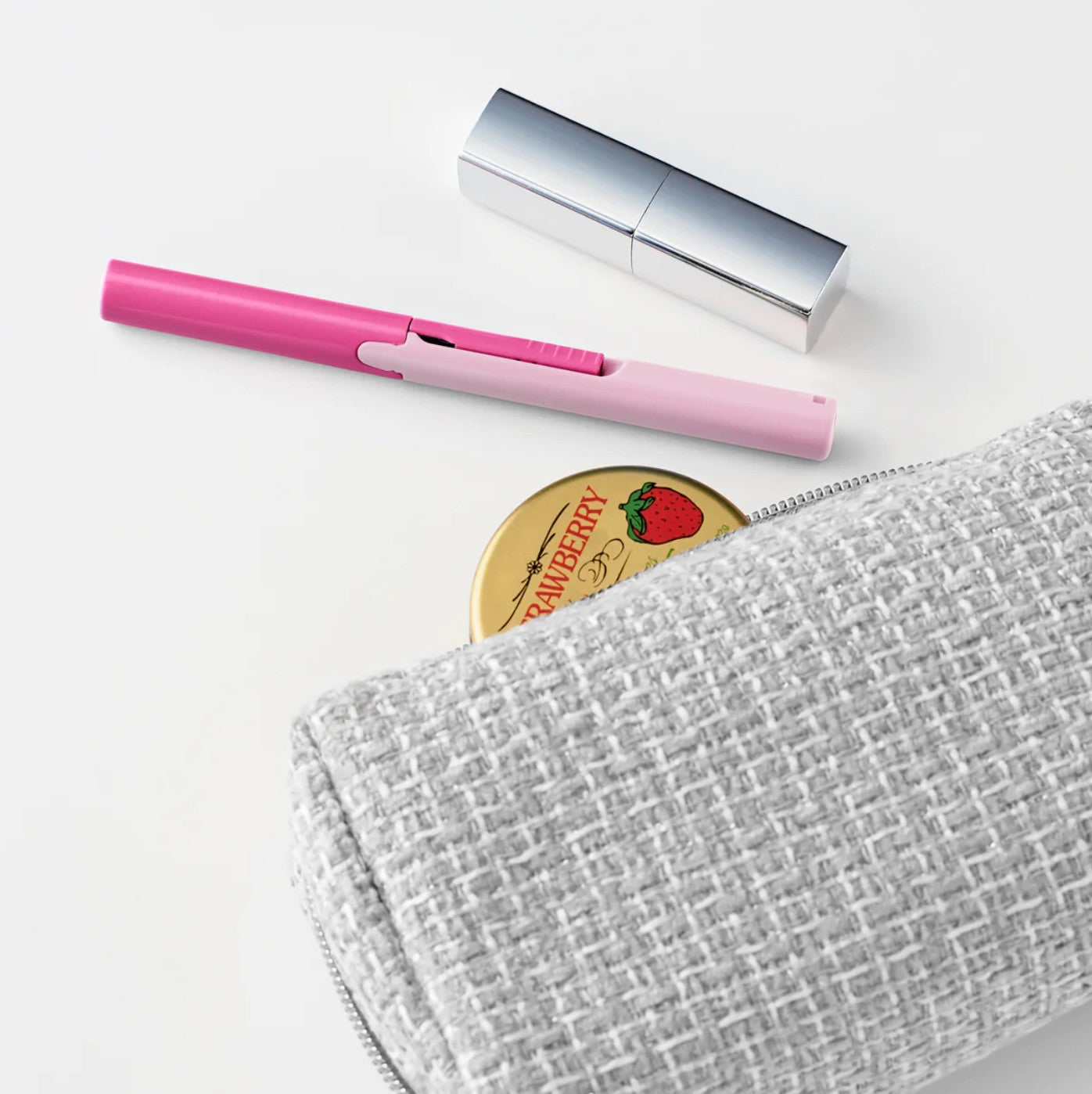 PLUS Twiggy Curved Blade Scissors - Pink