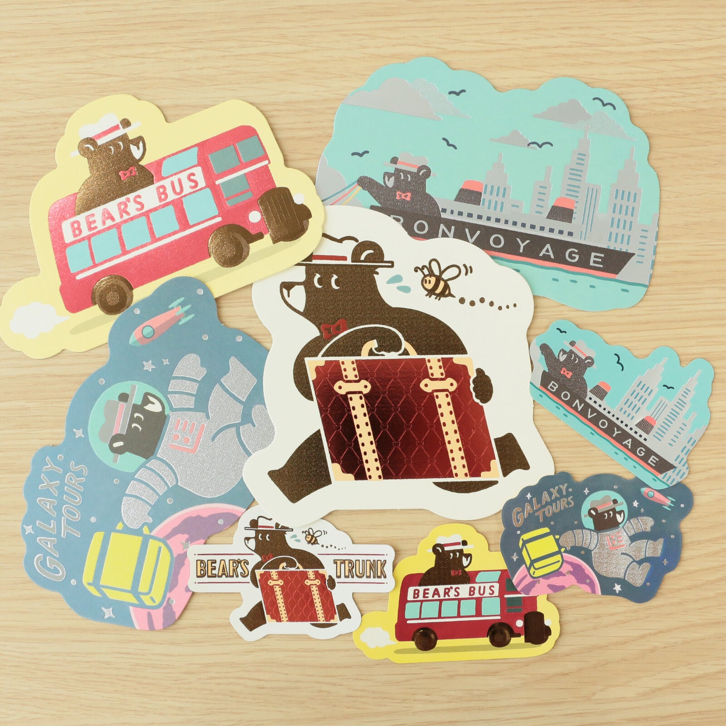 OB1TOY x ROKKAKU - Foil-Stamped Die-Cut Postcard - Bear's Travels - Ships Tours