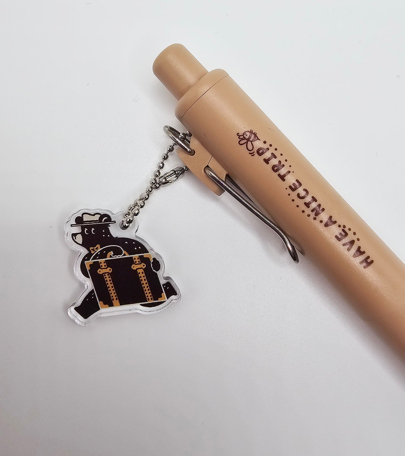 OB1TOY x Sanby x Uni-Ball One - Retro Post Limited Edition Pen Series - Traveling Bear